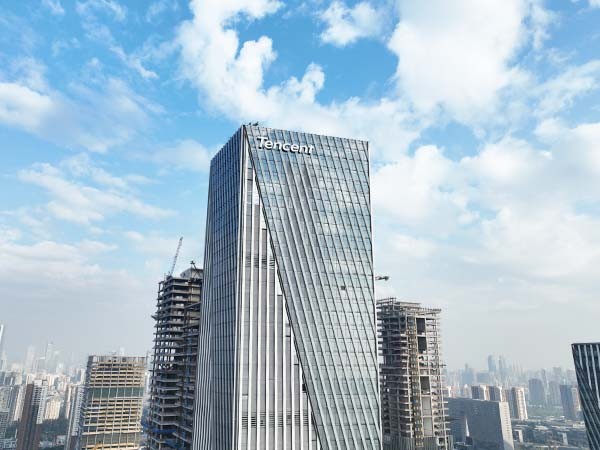 建筑大樓發(fā)光字如何維護？