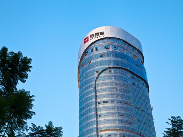 高樓大廈發(fā)光字安裝施工方案