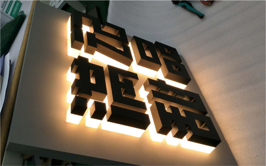 滿(mǎn)記甜品品牌連鎖店背發(fā)光字