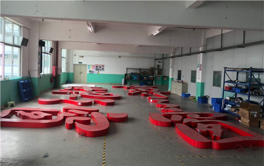 深圳世界之窗旅游景點大型LED發(fā)光字工程