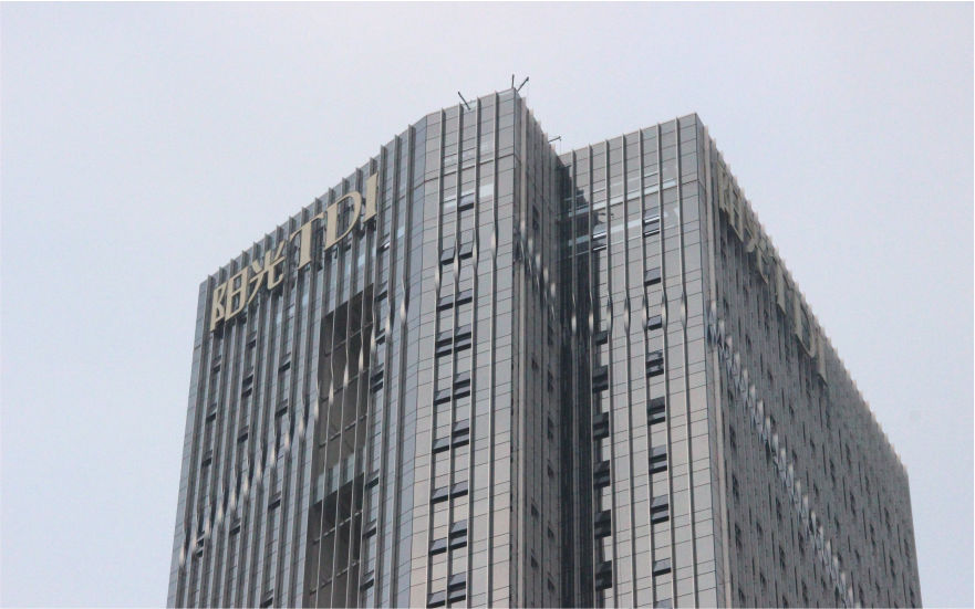 陽(yáng)光TDI樓體LED沖孔發(fā)光字工程