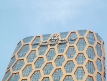 樓頂沖孔發(fā)光字價(jià)格貴嗎？
